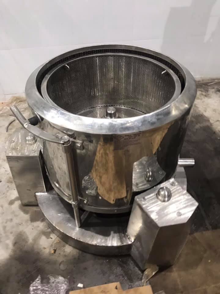 MÁY VẮT LY TÂM
