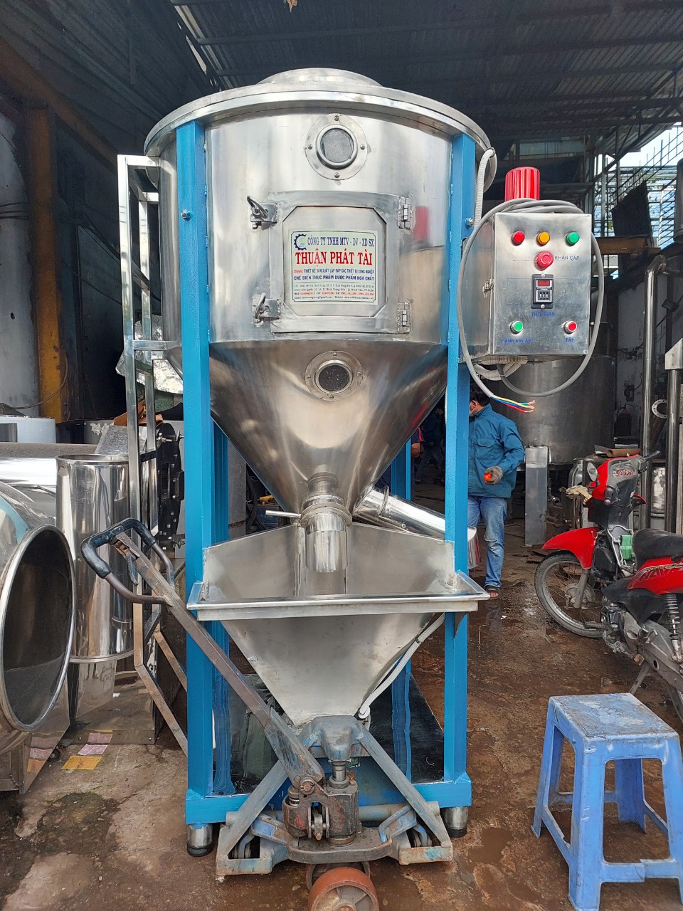 MÁY TRỘN TRỤC VÍT TPT