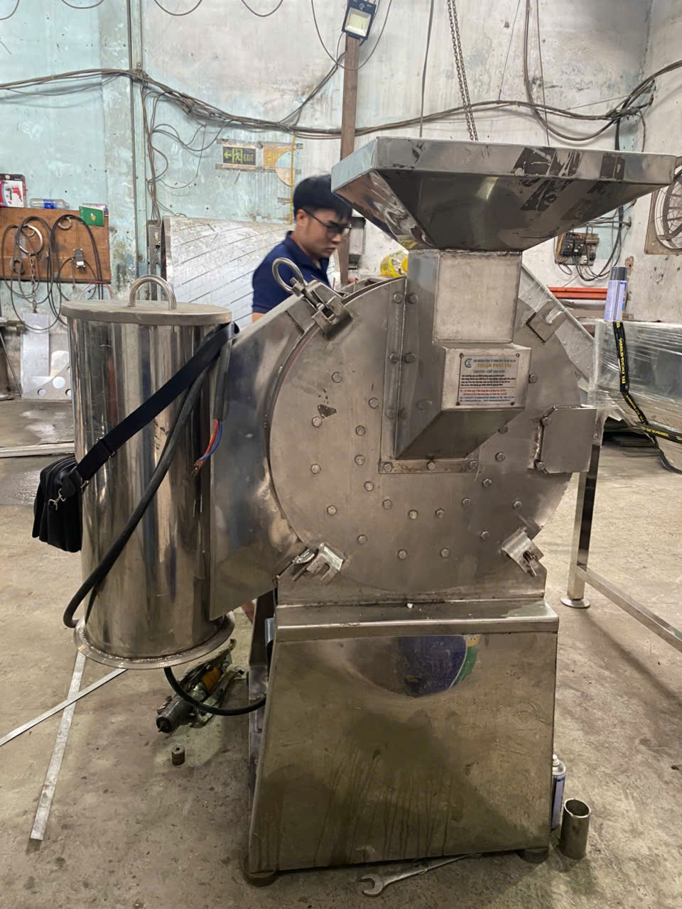 Máy nghiền siêu mịn công nghiệp công suất 600kg/h TPT114 8 Máy nghiền siêu mịn công nghiệp công suất 600kg/h TPT114 - Ảnh 8