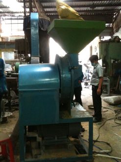 MÁY XAY NGHIỀN BỘT TRẦM HƯƠNG , QUẾ